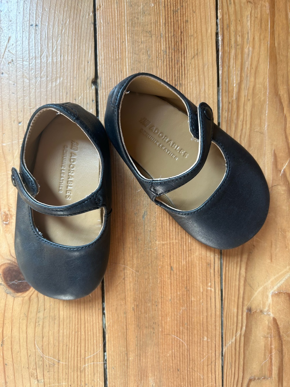 H&M Adorables Genuine Leather Black Mary Janes - Size 4-5